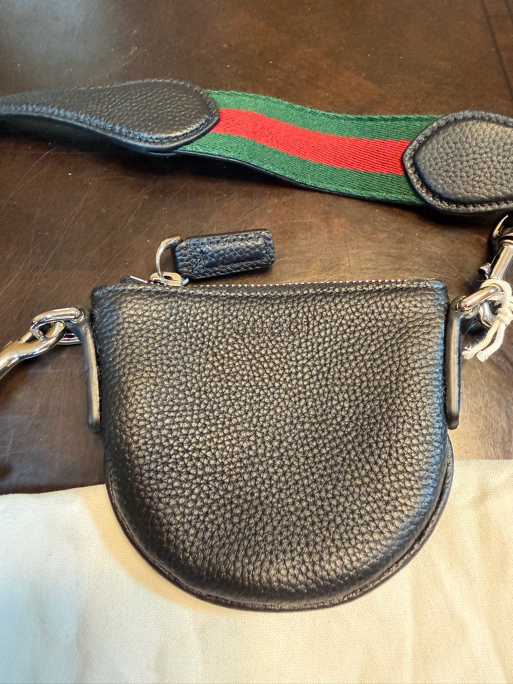 New Authentic Gucci Logo Nano Black Leather Crossbody Shoulder Bag - Picture 2 of 11